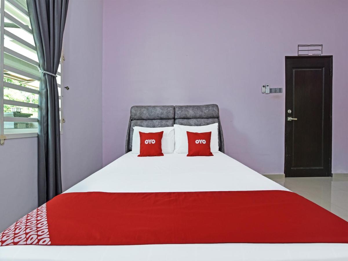 Oyo 90582 Dz Bukit Ubi Hotel