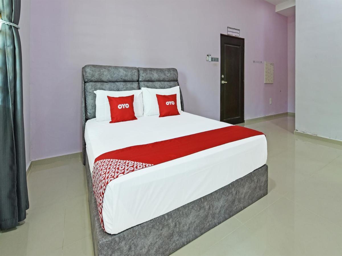 Oyo 90582 Dz Bukit Ubi Hotel